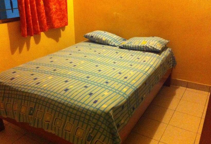 Albergue Hostal El Colibrí | Iquitos | Maynas | Perú 4