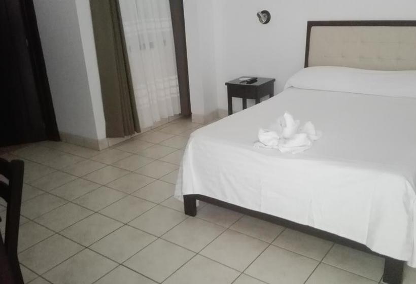 Hotel Cerro Verde | Tarapoto | San Martín | Perú 3