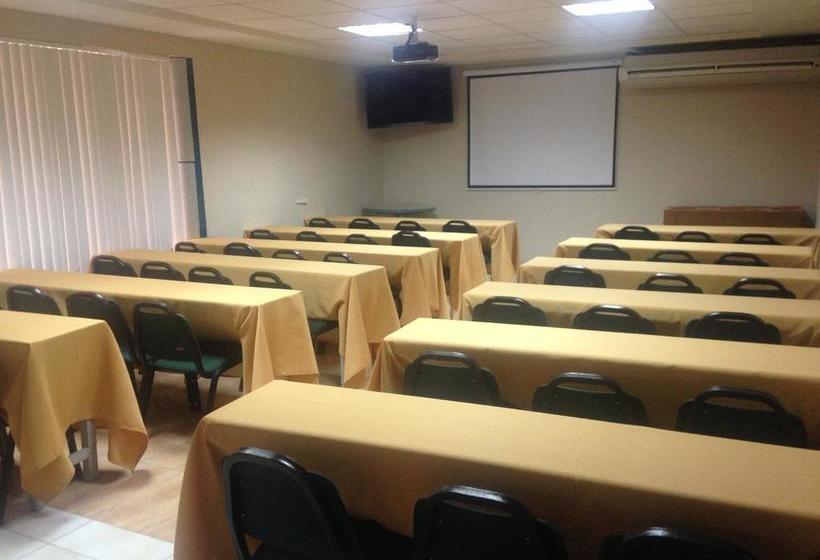 Hotel Esmeralda | Piura | Piura | Perú 9