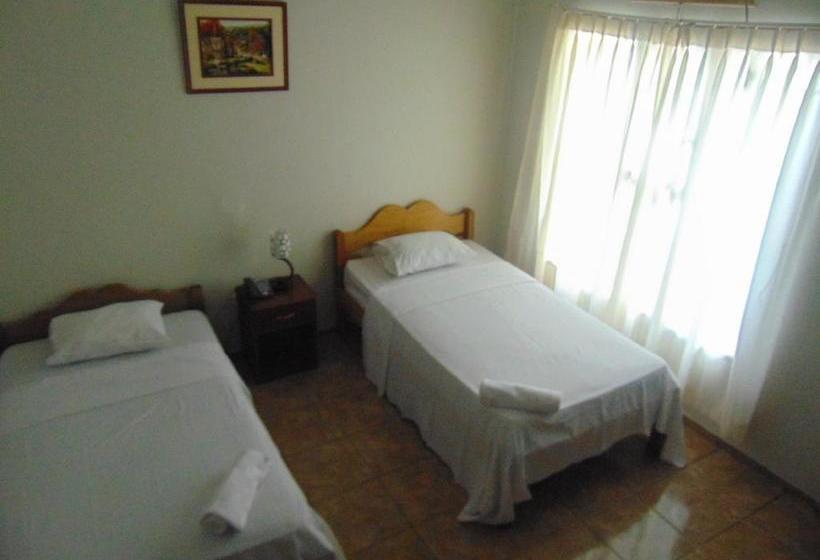 Hôtel Alojamientos Y Recreos Las Amazonas Inn Ii | Iquitos | Maynas | Hôtels au Pérou 1