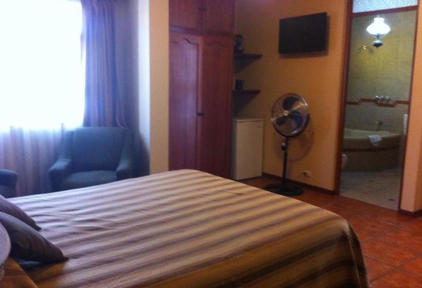 Hotel Oro Viejo | Nasca | Nazca | Perú 19