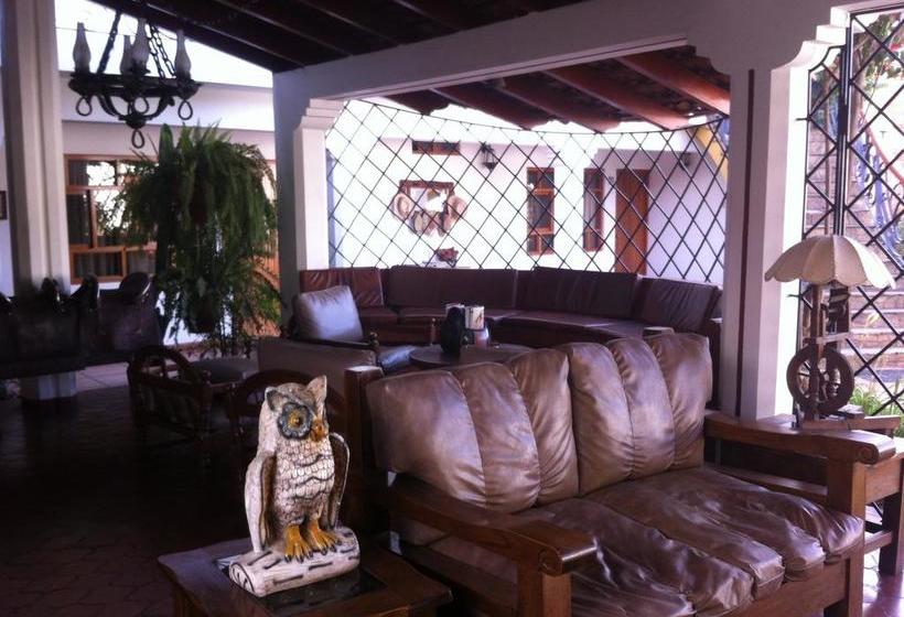 Hotel Oro Viejo | Nasca | Nazca | Perú 9