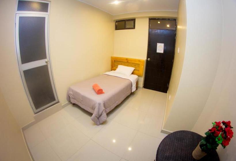 Hostel Sand And Lake | Ica | Ica | Perú 10