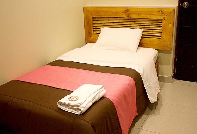 Hostel Sand And Lake | Ica | Ica | Perú 2