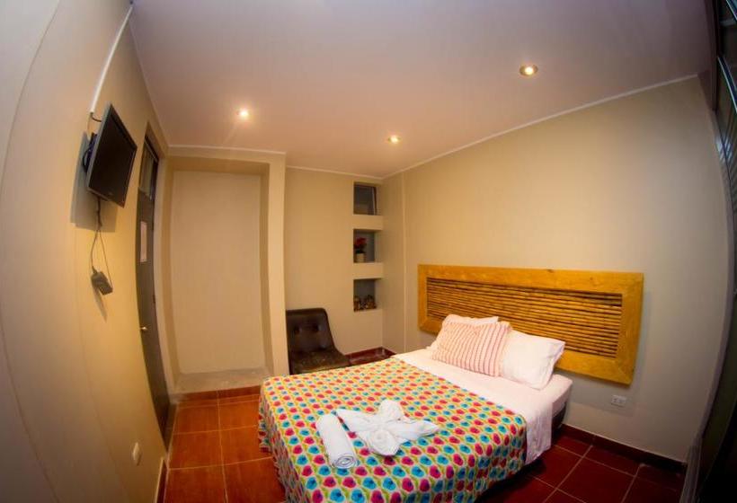 Hostel Sand And Lake | Ica | Ica | Perú 9