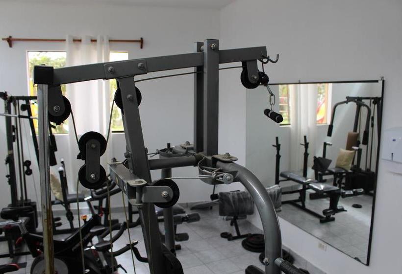 Hotel Embassy Beach | Pisco | Pisco | Perú 15