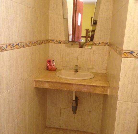 Albergue Hostal San Isidro | Pisco | Pisco | Perú 12