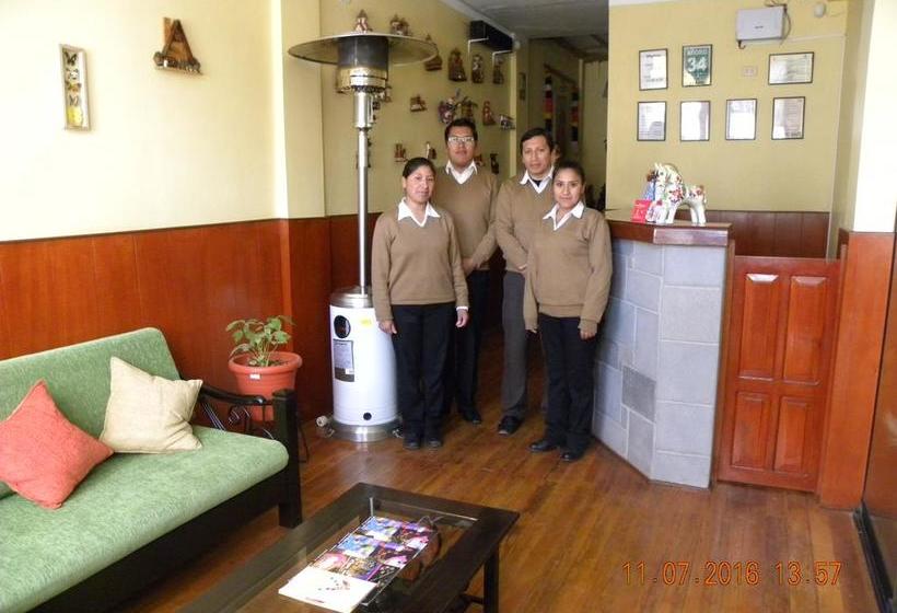 Hotel Huaytusive | Puno | Puno | Perú 2