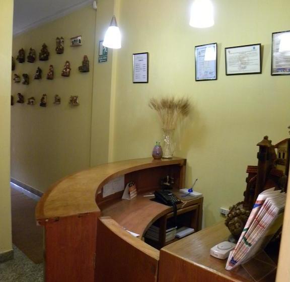 Hotel Huaytusive | Puno | Puno | Perú 8