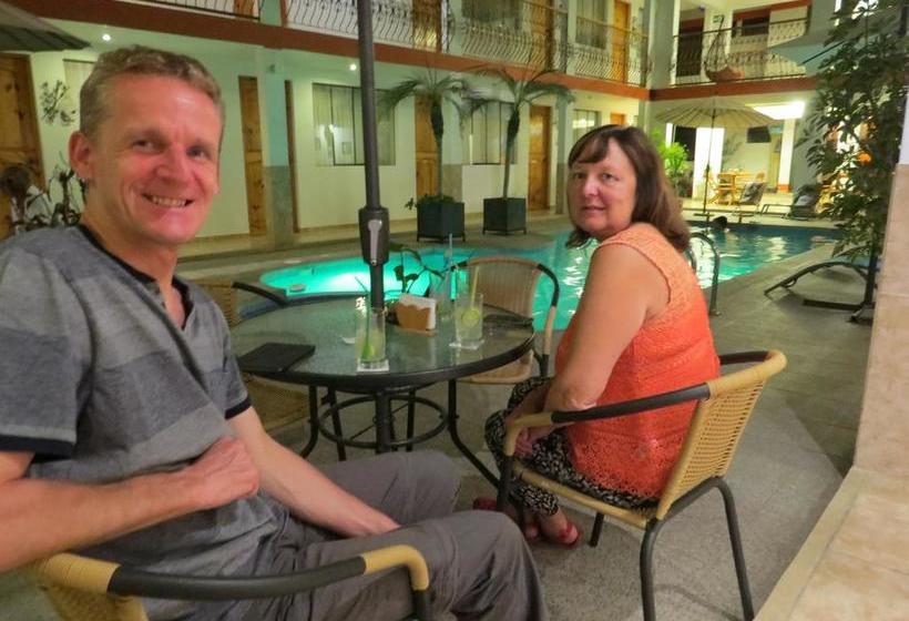 Hotel Las Flores | Ica | Ica | Perú 9