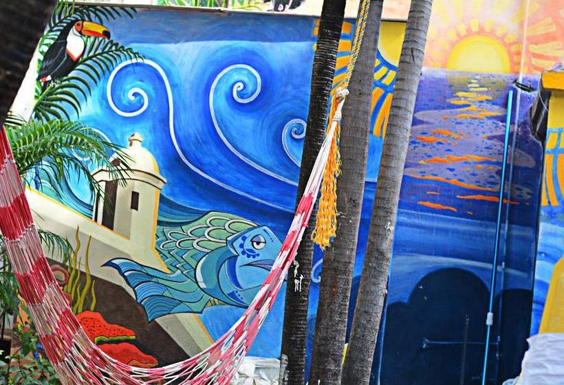 Media Luna Hostel | Cartagena de Indias | Bolivar | Colombia 1