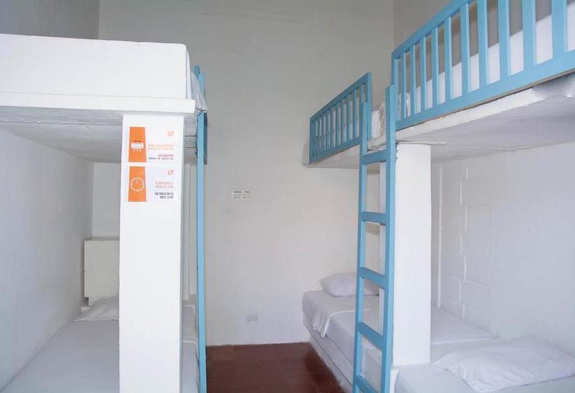 Media Luna Hostel | Cartagena de Indias | Bolivar | Colombia 8