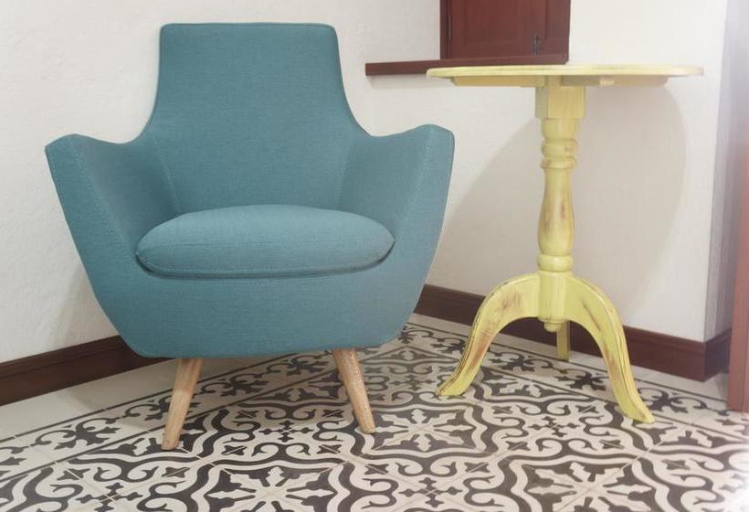 Hotel Casa Alegre Art Gallery | Cali | Valle del Cauca | Colombia 14