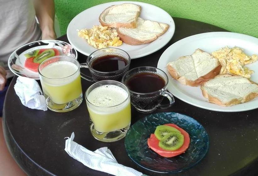 Bed and Breakfast Posada Manchineelroad Providencia