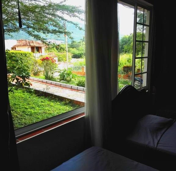 Bed and Breakfast Hostal Faro Del Fonce | San Gil | Santander | Colombia 3