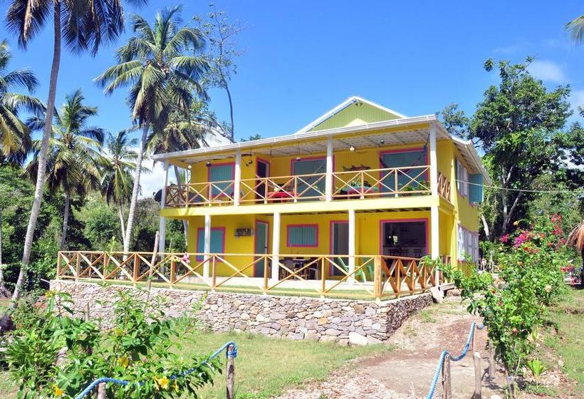 Bed and Breakfast Yellow Home Casabaja Providencia