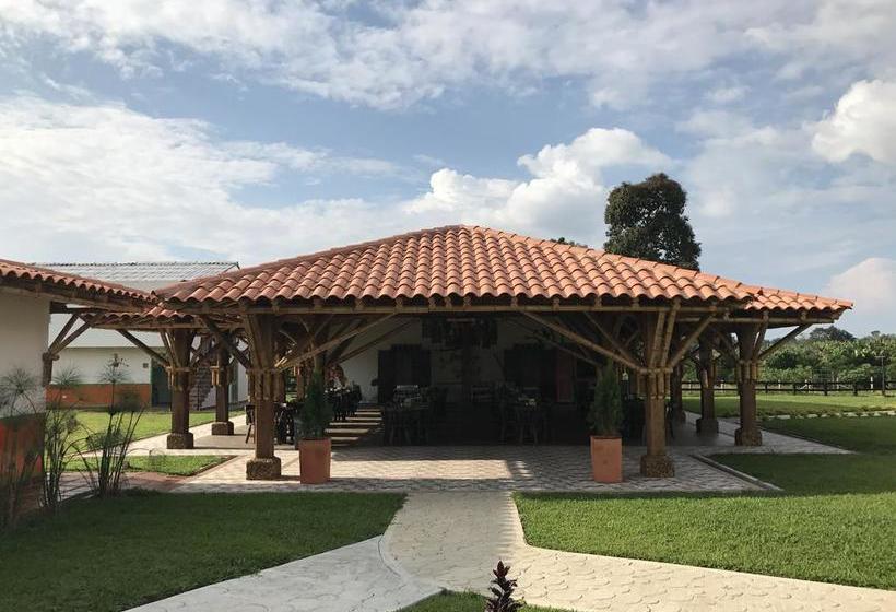 Hotel Parque De Los Arrieros | Montenegro | Quindío | Colombia 13