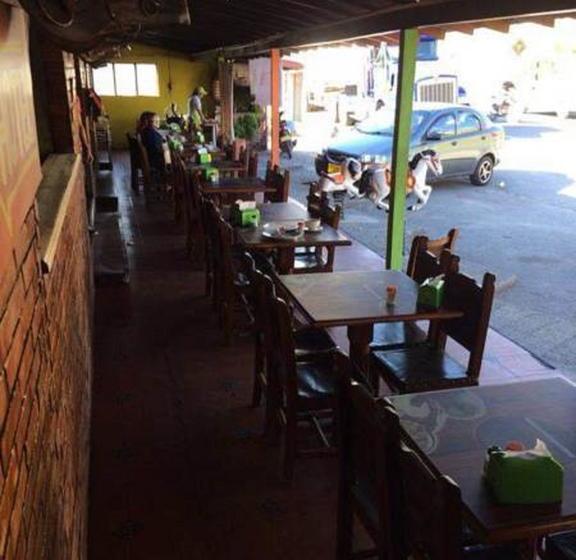 Hotel Y Restaurante Los Cambulos | Manizales | Caldas | Colombia 4