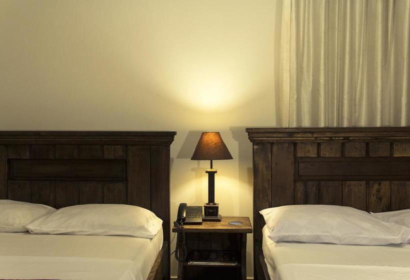 Hotel Comercial | Pereira | Risaralda | Colombia 8