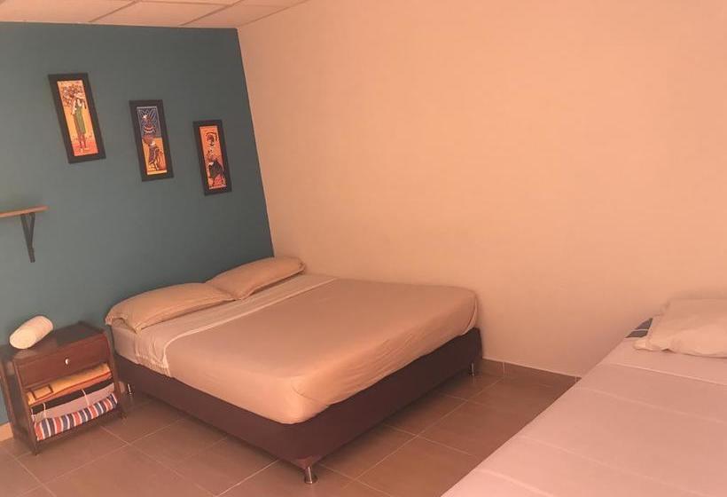 Albergue Hostal El Hangar | Rionegro | Antioquia | Colombia 1