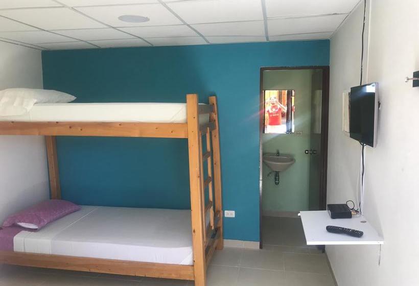 Albergue Hostal El Hangar | Rionegro | Antioquia | Colombia 2