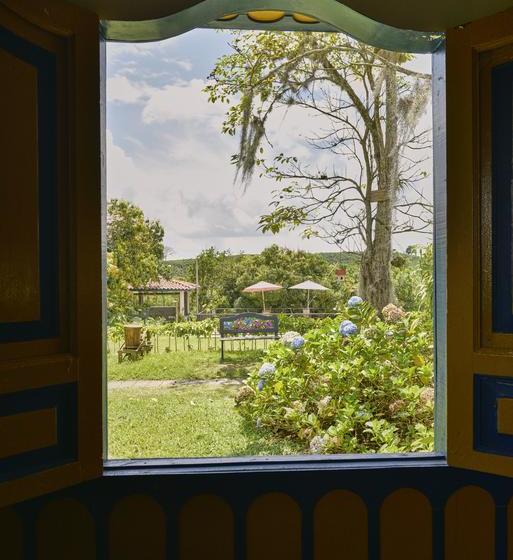 Residencia Finca Hotel Los Girasoles | Montenegro | Quindío | Colombia 1