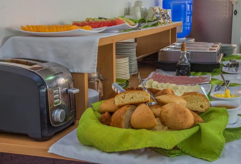 Albergue Hostal Seymour | Puerto Ayora | Galápagos | Ecuador 13