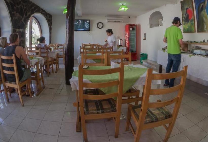 Albergue Hostal Seymour | Puerto Ayora | Galápagos | Ecuador 15