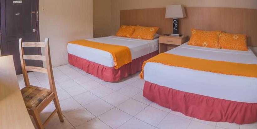 Albergue Hostal Seymour | Puerto Ayora | Galápagos | Ecuador 2