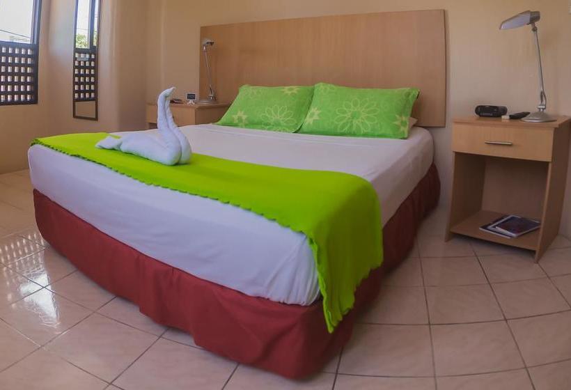 Albergue Hostal Seymour | Puerto Ayora | Galápagos | Ecuador 8