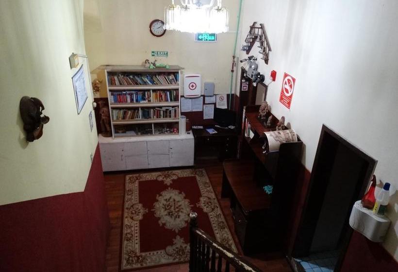 Albergue Hostal Belmont Plaza Quito | Quito | Pichincha | Ecuador 5