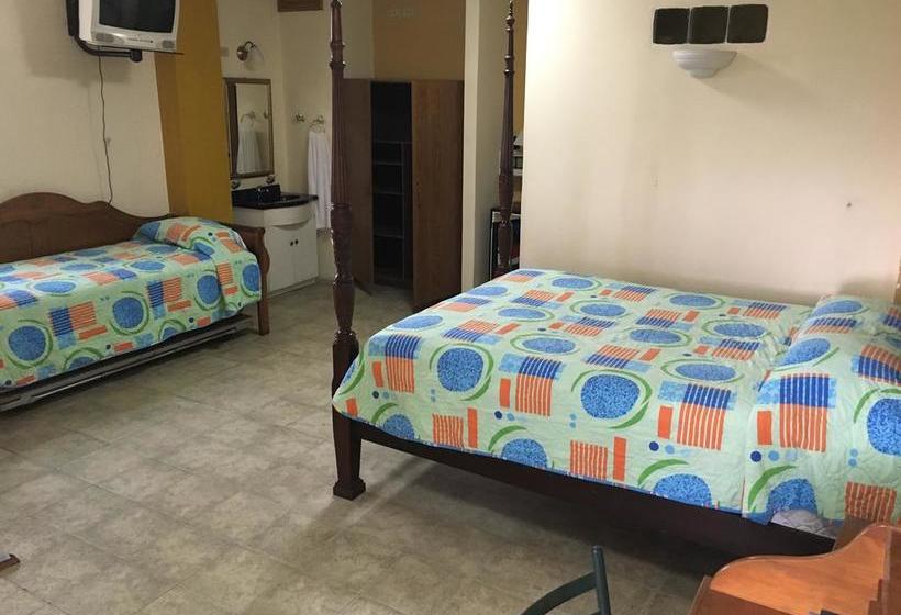 Club Hotel Ida Maria | Santo Domingo de los Colorados | Santo Domingo de los Tsáchilas | Ecuador 13