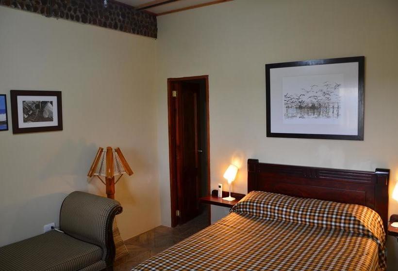 Casa Roja Hostel | Montañita | Santa Elena | Ecuador 7