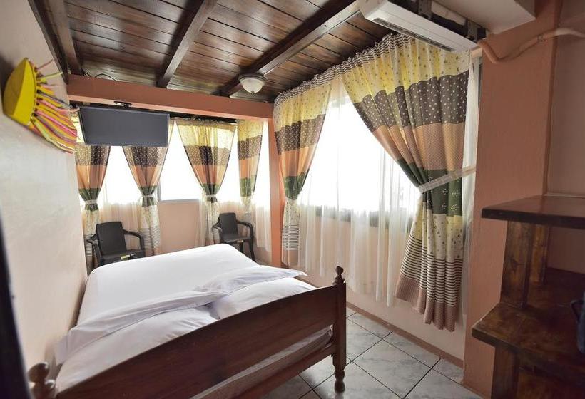 Hotel La Barca Esmeraldas