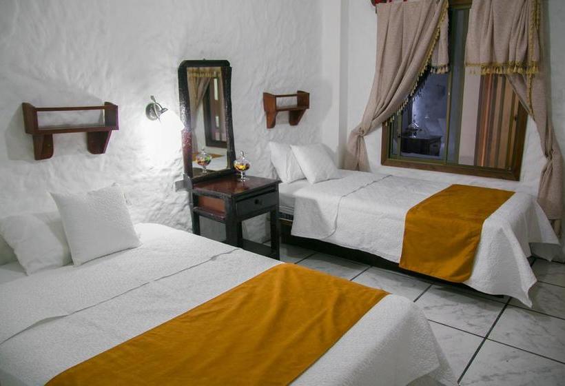Albergue Hostal Sir Francis Drake | Puerto Ayora | Galápagos | Ecuador 1