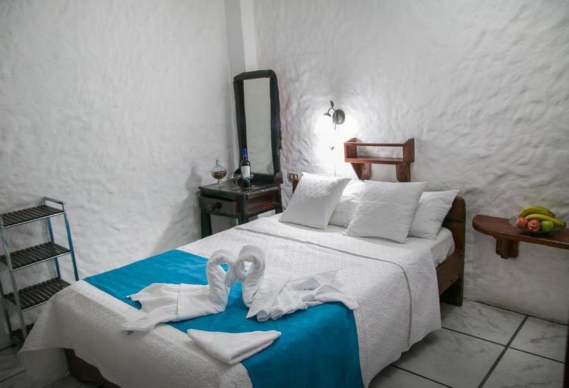 Albergue Hostal Sir Francis Drake | Puerto Ayora | Galápagos | Ecuador 2