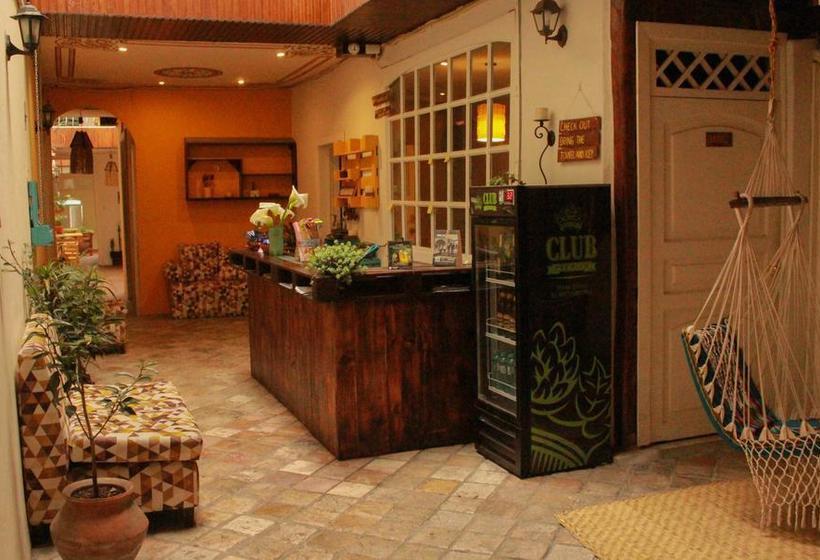 Mochilier S Hostel & Café Azuay