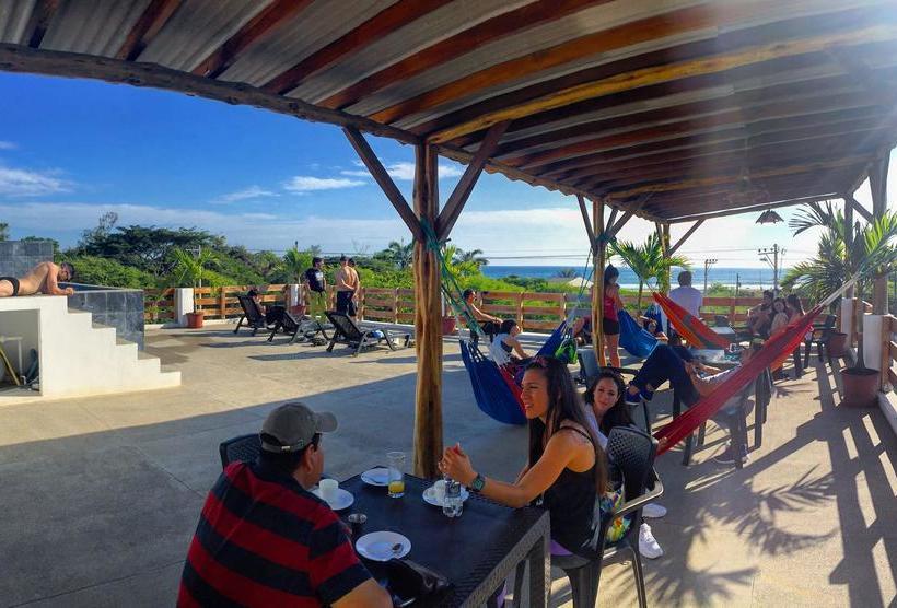 Albergue Ummagumma | Montañita | Santa Elena | Ecuador 4