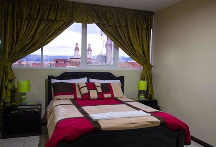 Hotel Las Gardenias Cuenca