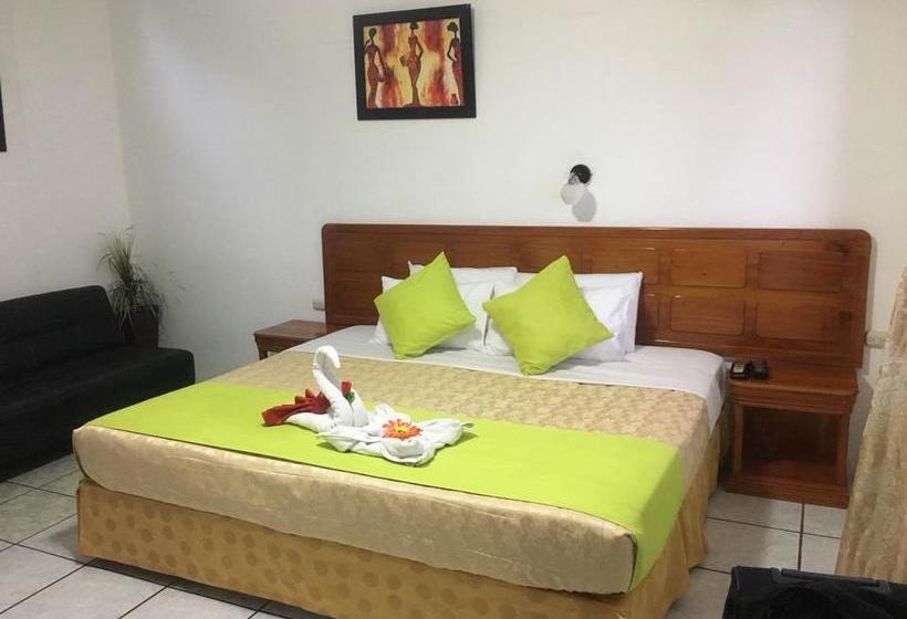 Hotel Dejavu | Puerto Ayora | Galápagos | Ecuador 1