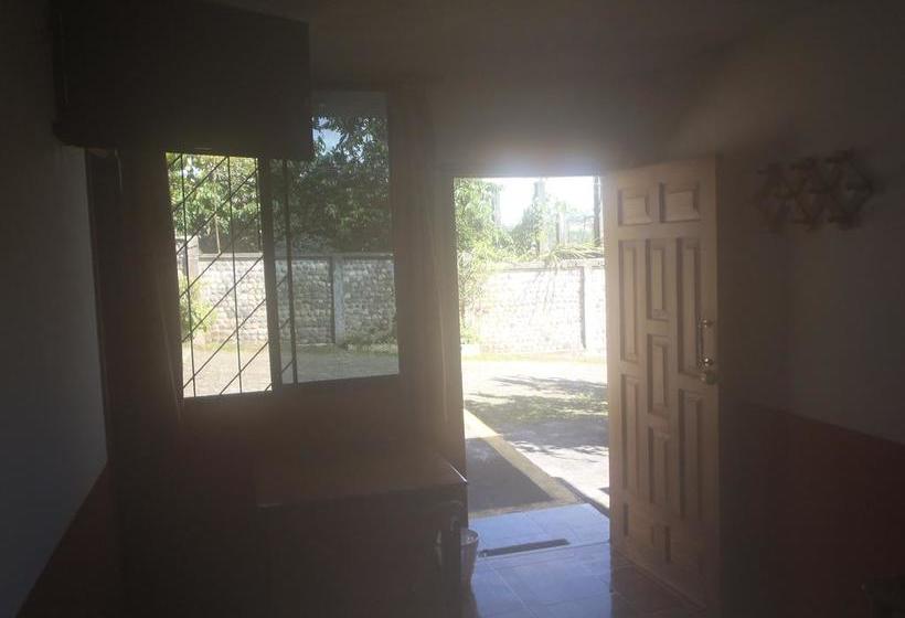 Bed and Breakfast Hostal Limoncocha | Tena | Napo | Ecuador 11