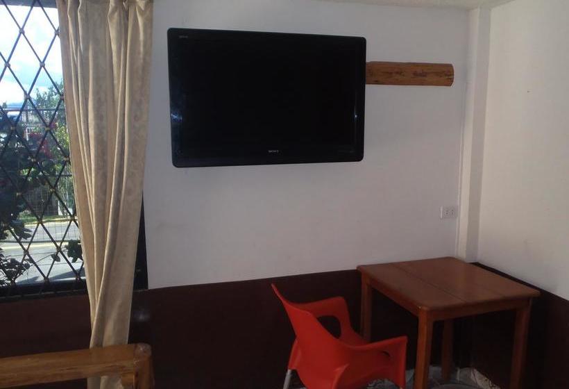 Bed and Breakfast Hostal Limoncocha | Tena | Napo | Ecuador 5