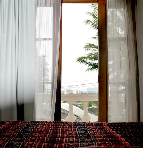 Bed and Breakfast Nazu House | Guayaquil | Guayas | Ecuador 14