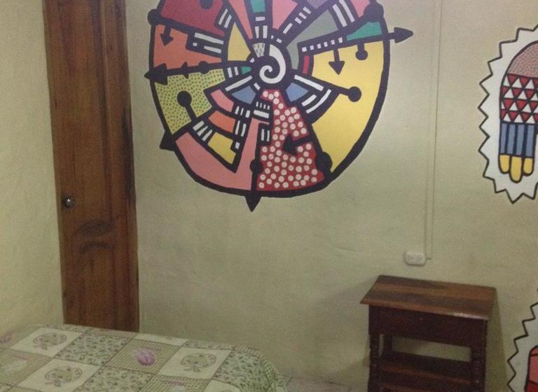 Albergue Hostal Mamacucha Montañita Santa Elena