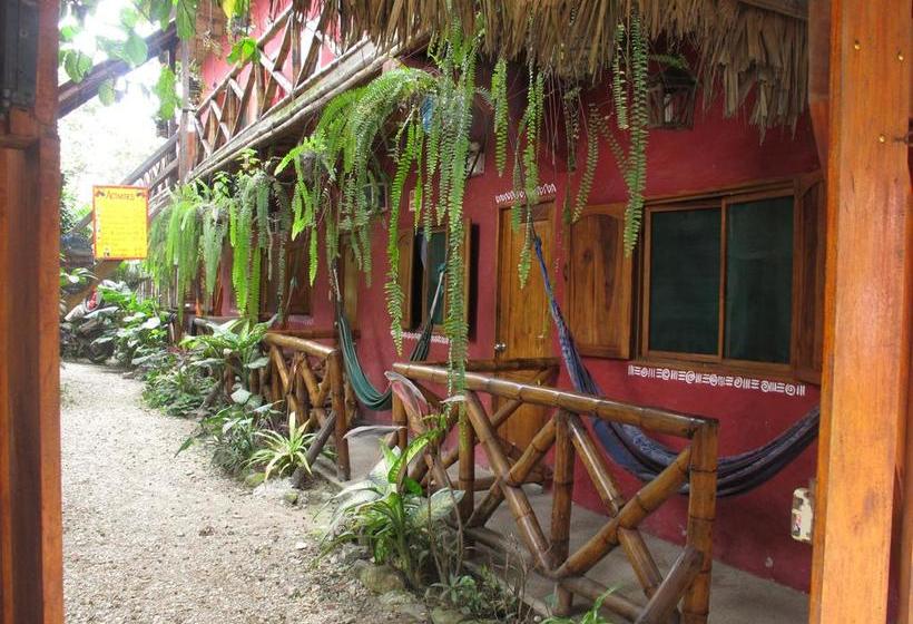 Hospedaria Hostal Mamacucha | Montanyita | Santa Elena | Equador 1