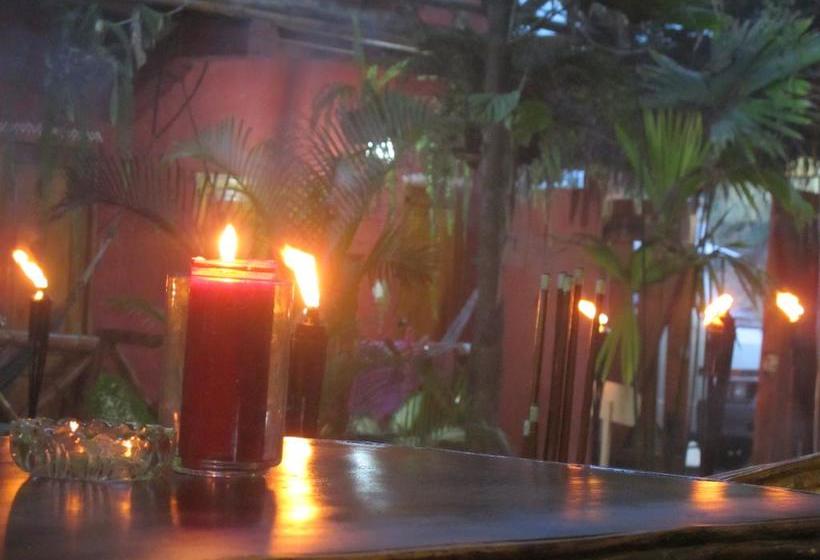 Hospedaria Hostal Mamacucha | Montanyita | Santa Elena | Equador 7