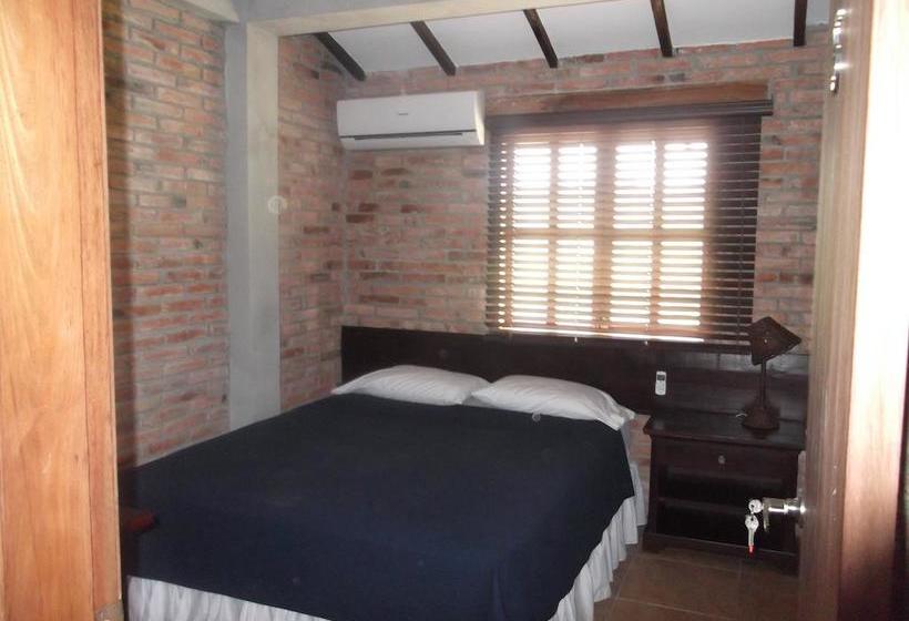 Bed and Breakfast Tavarua | Montañita | Santa Elena | Ecuador 6