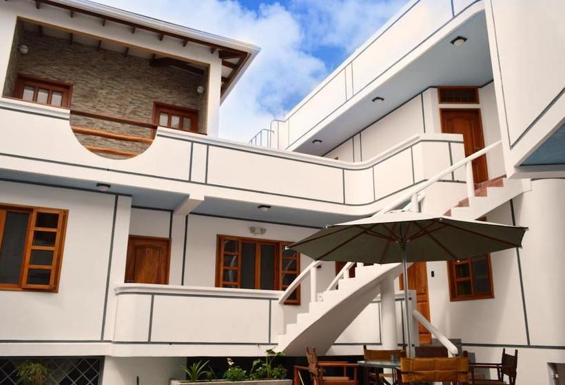 Hotel Santa Fe | Puerto Ayora | Galápagos | Ecuador 1