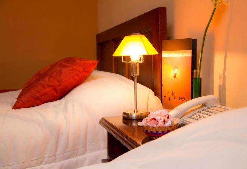 Hotel Hostal Calle Angosta Ecuador | Cuenca | Azuay | Ecuador 9