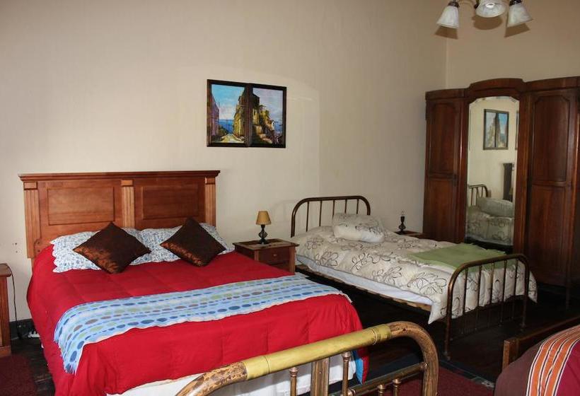 Hotel Hostal Residencia En El Cerro